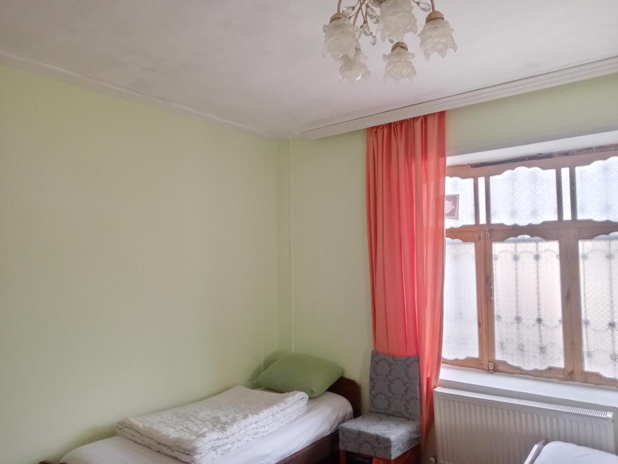 Canal Hostel Шеки Экстерьер фото