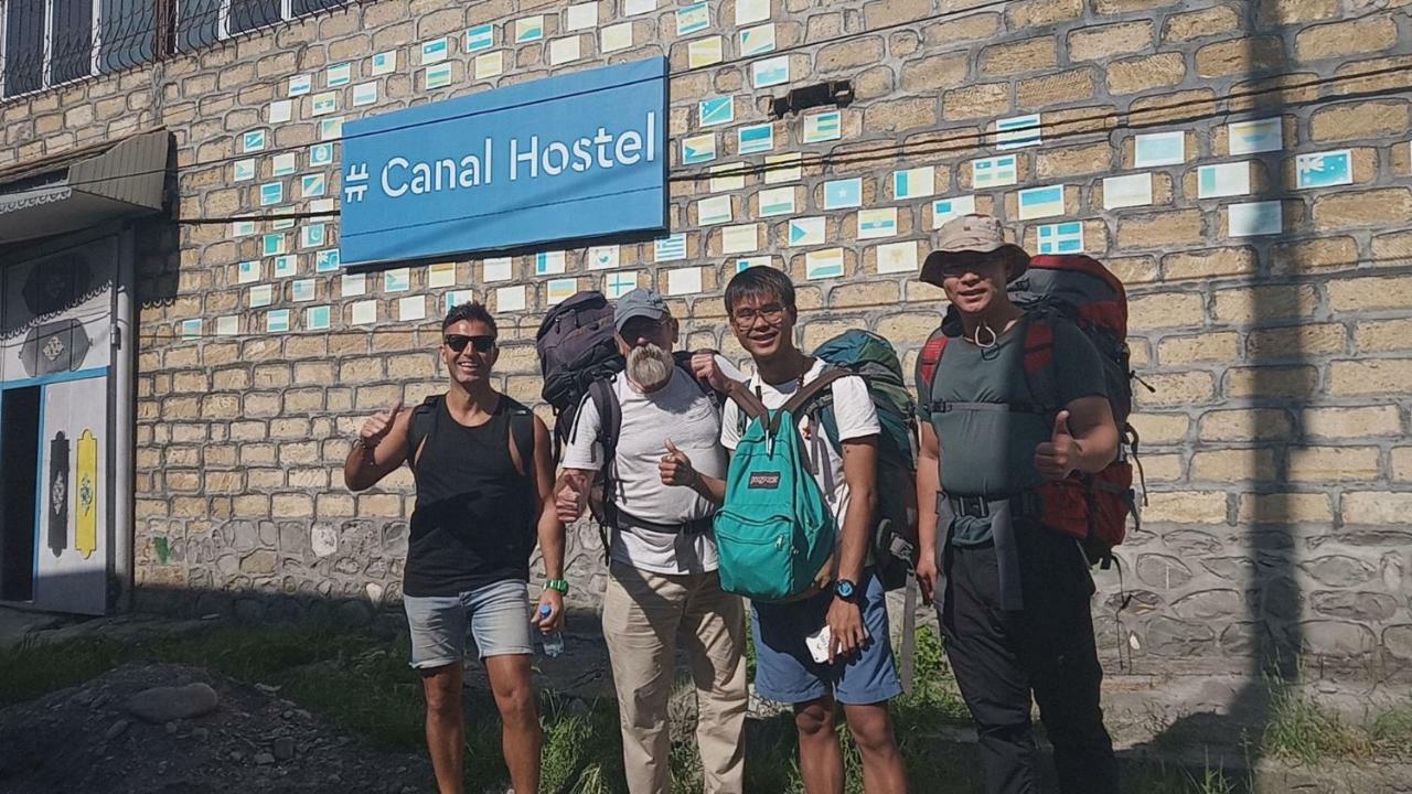 Canal Hostel Шеки Экстерьер фото
